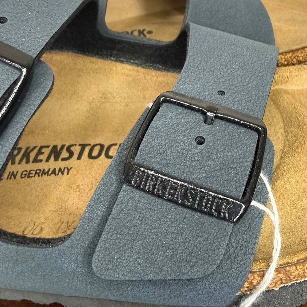Birkenstock NWT Arizona Double Buckle Sandals in Basalt Gray L11, M9, EU 42